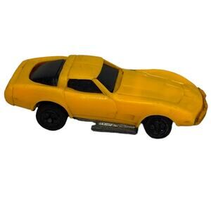 Vintage 1980 Kidco Chevy Corvette Yellow NO LAUNCH KEY Burnin Key Car 1/64 Rare